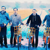 Hollerado - List pictures