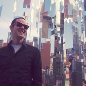 Steve Hauschildt - List pictures