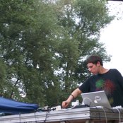 Hudson Mohawke - List pictures