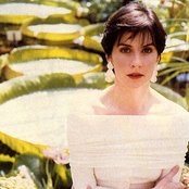 Enya - List pictures