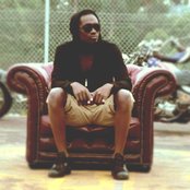 Busy Signal - List pictures