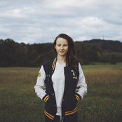 Tessa Violet - List pictures