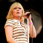 Anouk - List pictures