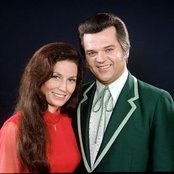 Conway & Loretta - List pictures