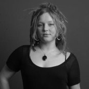 Crystal Bowersox - List pictures