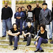 Israel Houghton & New Breed - List pictures