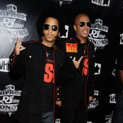 Street Sweeper Social Club - List pictures