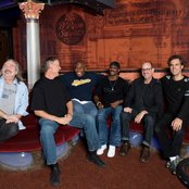 Bruce Hornsby & The Noisemakers - List pictures