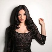 Adriana Louise - List pictures