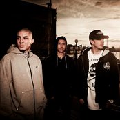 Bliss N Eso - List pictures