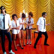 30h3 - List pictures