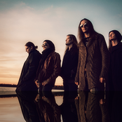 Amoral - List pictures