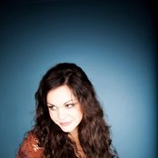 Emily Lynch - List pictures