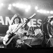 The Ramones - List pictures