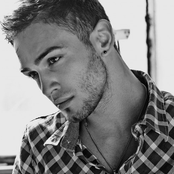 Simon - List pictures