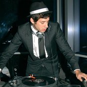 Mark Ronson - List pictures