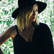 Hilary Duff - List pictures