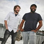 Busby Marou - List pictures