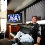 Adam Brand - List pictures