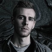 Lars Vaular - List pictures