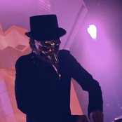 Claptone - List pictures