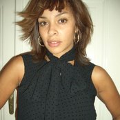 Joy Denalane - List pictures