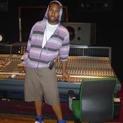 Claude Kelly - List pictures