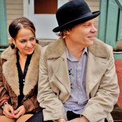 Paleface - List pictures