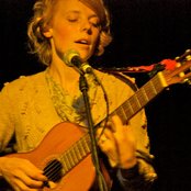 Caroline Weeks - List pictures