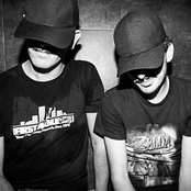 Tiger & Woods - List pictures