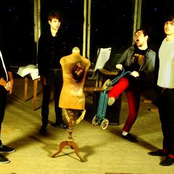 Everything Everything - List pictures