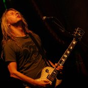 Jerry Cantrell - List pictures