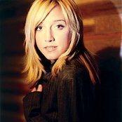 Ashley Monroe - List pictures