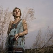 Laura Story - List pictures