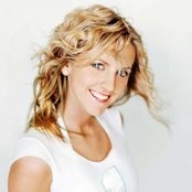 Maria Arredondo - List pictures