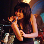 Cassie Steele - List pictures