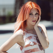 Bonnie Mckee - List pictures