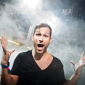 Kaskade - List pictures