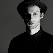 Jaymes Young - List pictures