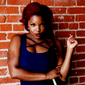 Nicole Wray - List pictures