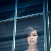 Joy Williams - List pictures