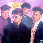 Neon - List pictures