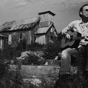 John Hiatt - List pictures