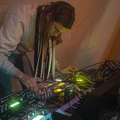 Mischa Pavlovski - List pictures