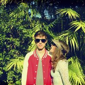 Holychild - List pictures