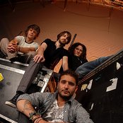 One Eskimo - List pictures