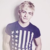 Ross Lynch - List pictures
