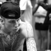 Machine Gun Kelly - List pictures