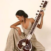 Anoushka Shankar - List pictures