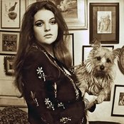 Dana Gillespie - List pictures
